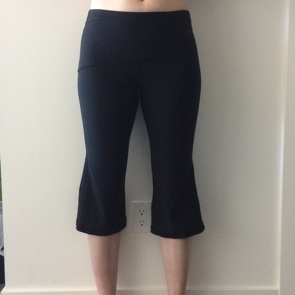 Lululemon Retro Rainbow Crop - Picture 8 of 9